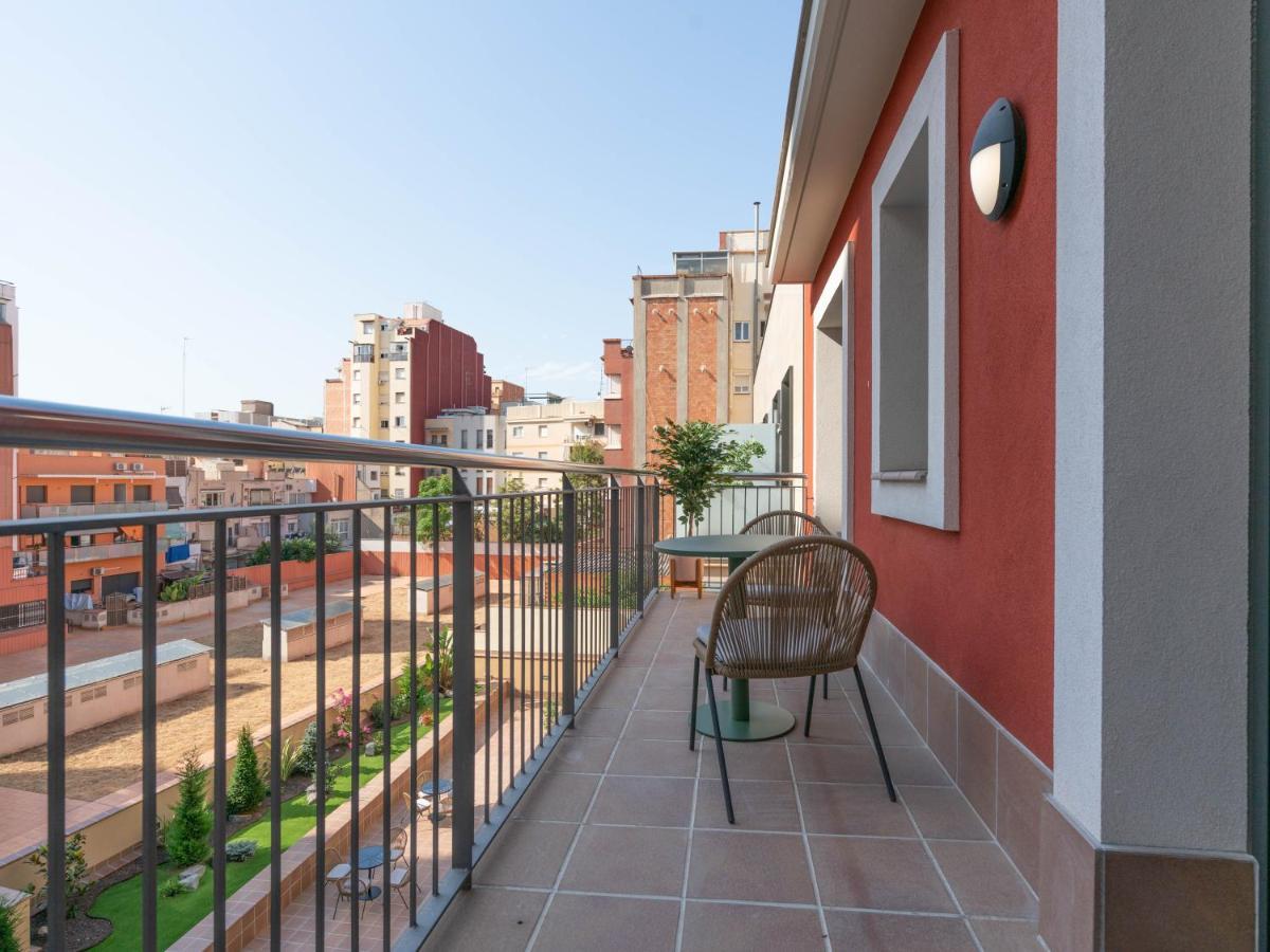 Limehome Barcelona Carrer De Besalu 90 - Estancia Temporal Εξωτερικό φωτογραφία