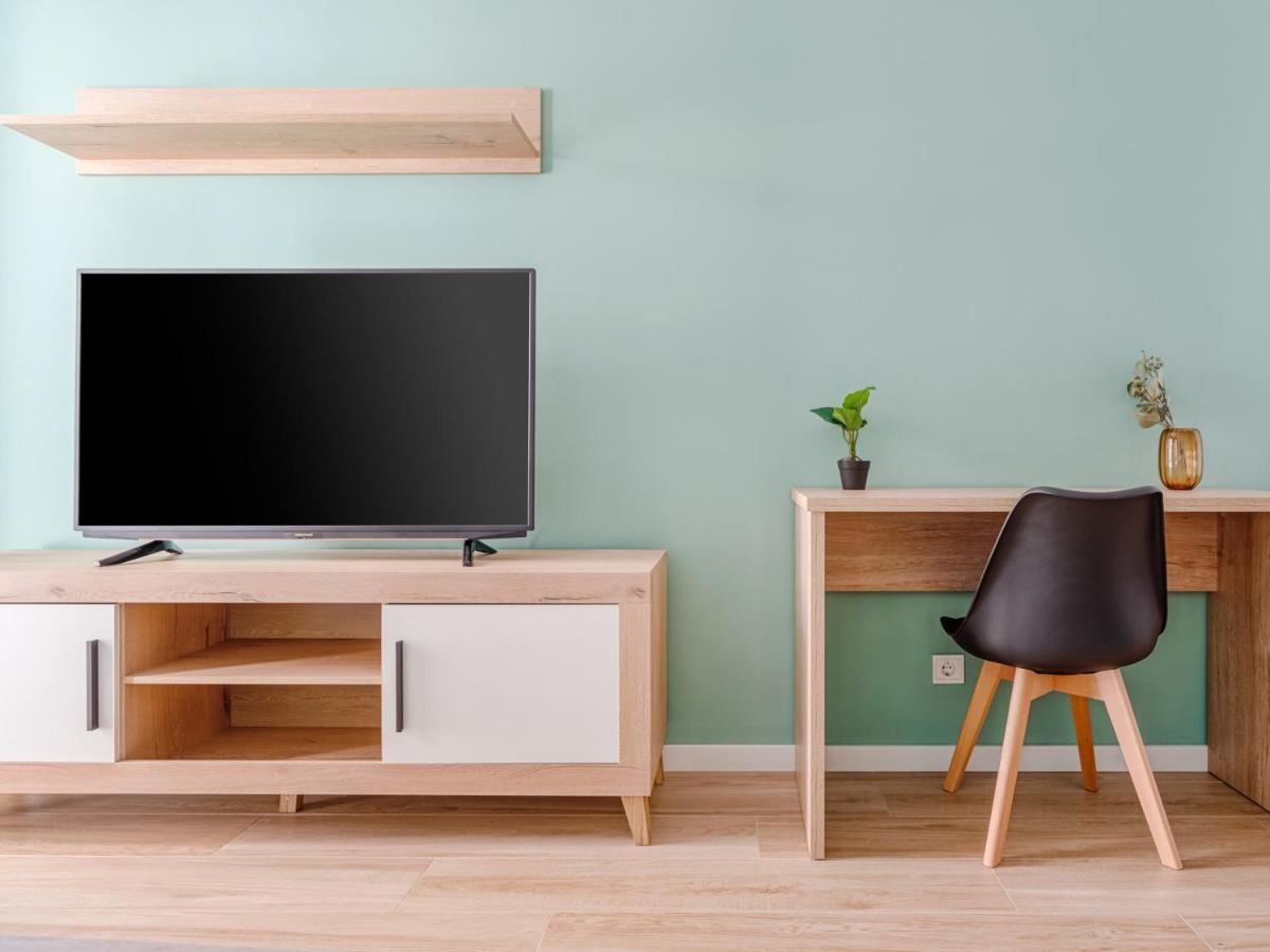 Limehome Barcelona Carrer De Besalu 90 - Estancia Temporal Εξωτερικό φωτογραφία
