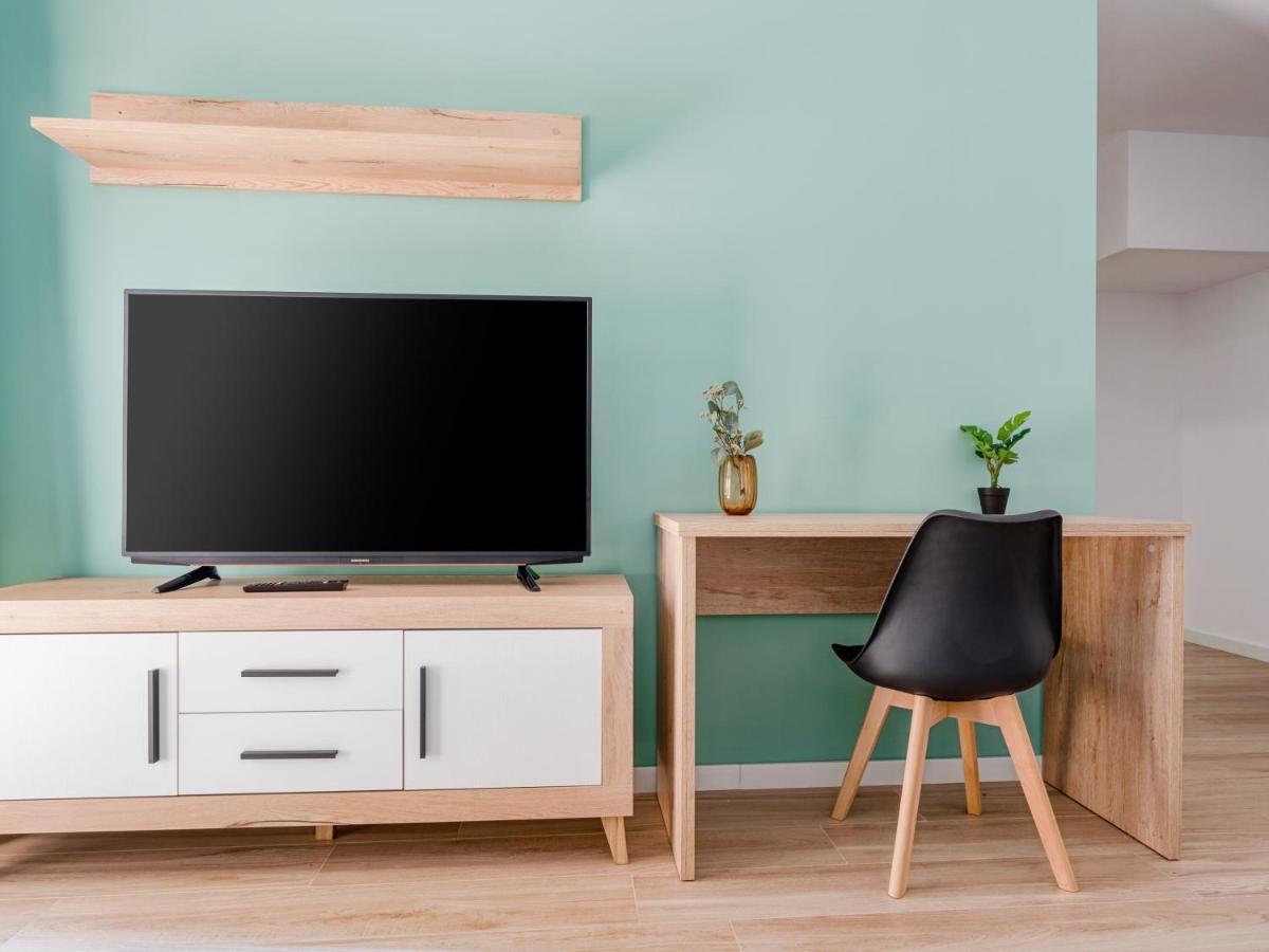 Limehome Barcelona Carrer De Besalu 90 - Estancia Temporal Εξωτερικό φωτογραφία