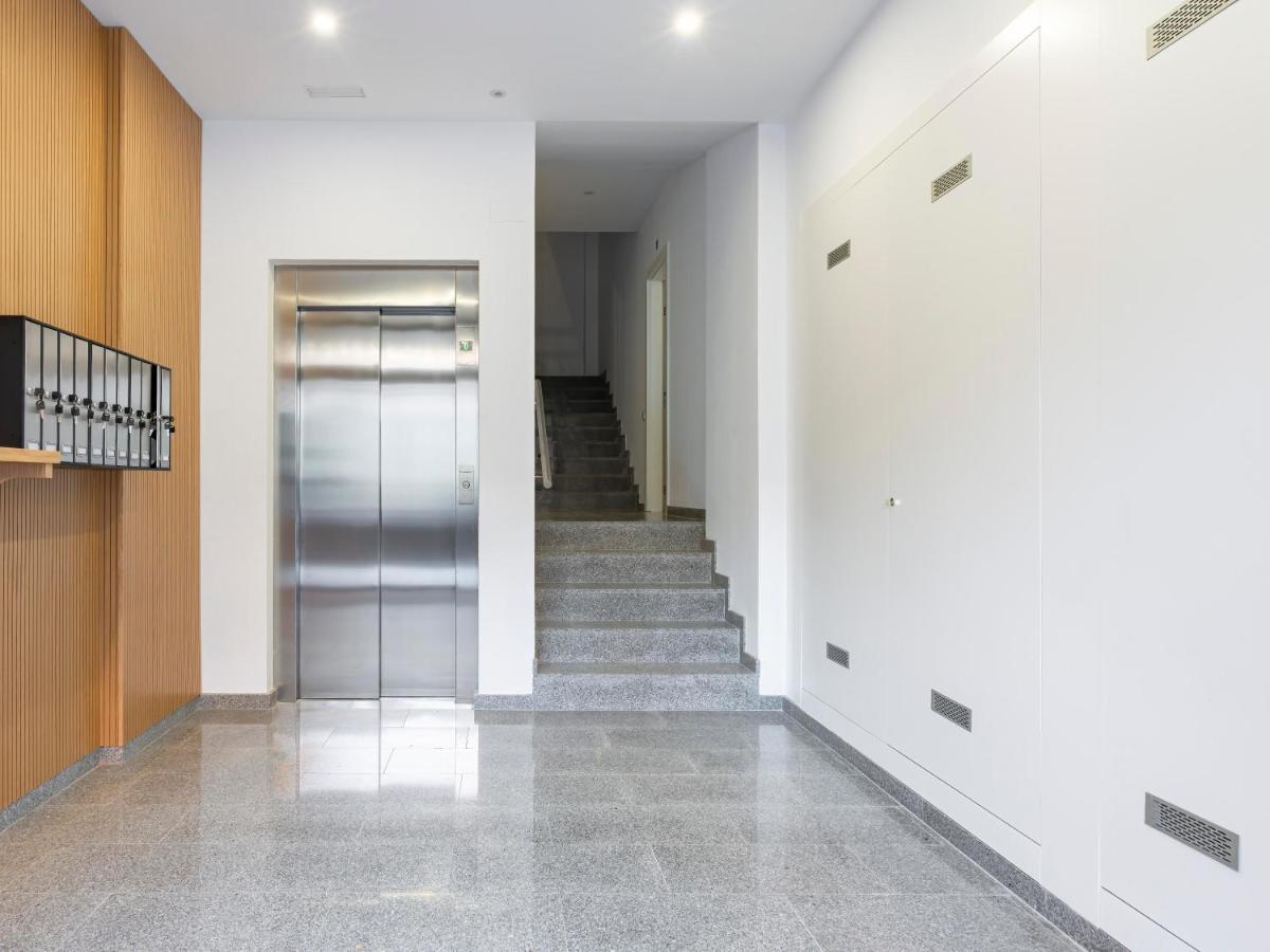 Limehome Barcelona Carrer De Besalu 90 - Estancia Temporal Εξωτερικό φωτογραφία